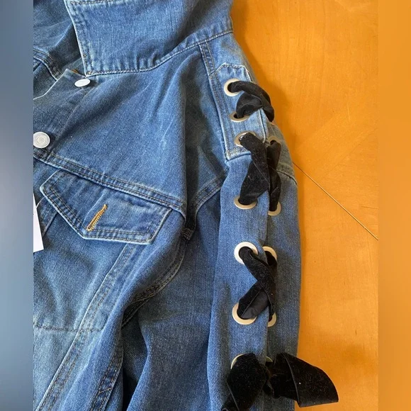 Wren + Glory Denim Jacket - Picture 9 of 10